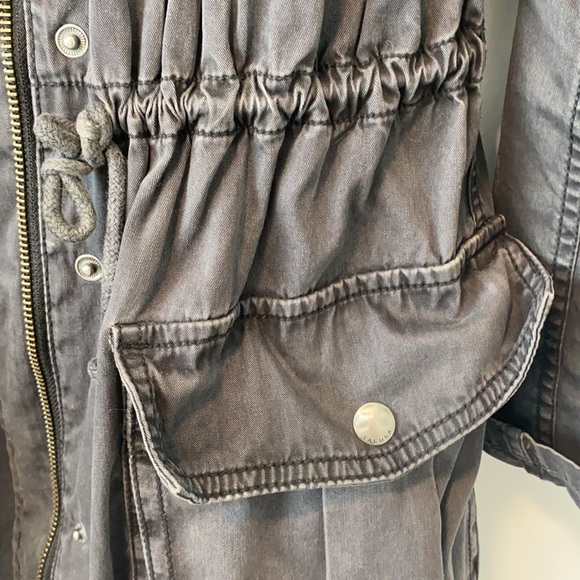 Aritzia Talula Charcoal Grey Jacket - Picture 4 of 6